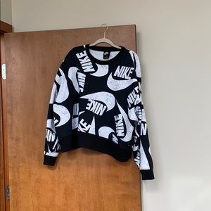 NIKE Cropped Sweatshirt